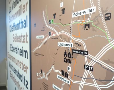 Réalisation d'un plan mural pour l'office de tourisme